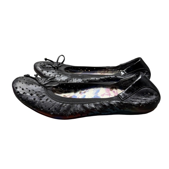 Vionic Ballet Flats Womens Size 8.5 Black Perforated Comfort Slip-On VW0986-C - Picture 1 of 8